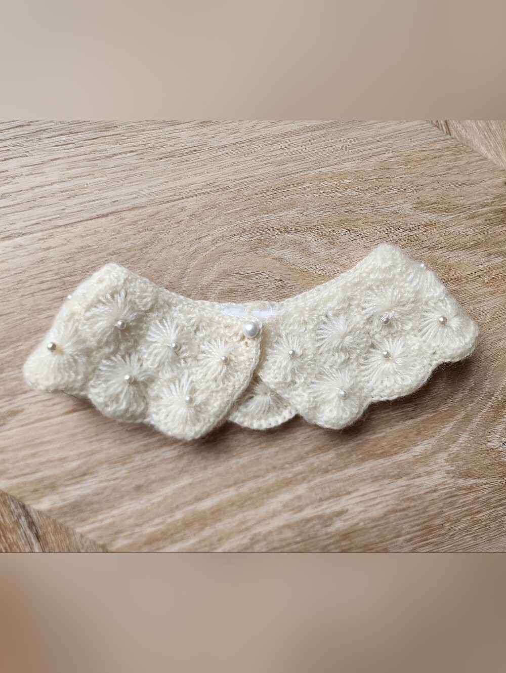 Vintage - Cream Crochet Pearl Accent Detachable Collar